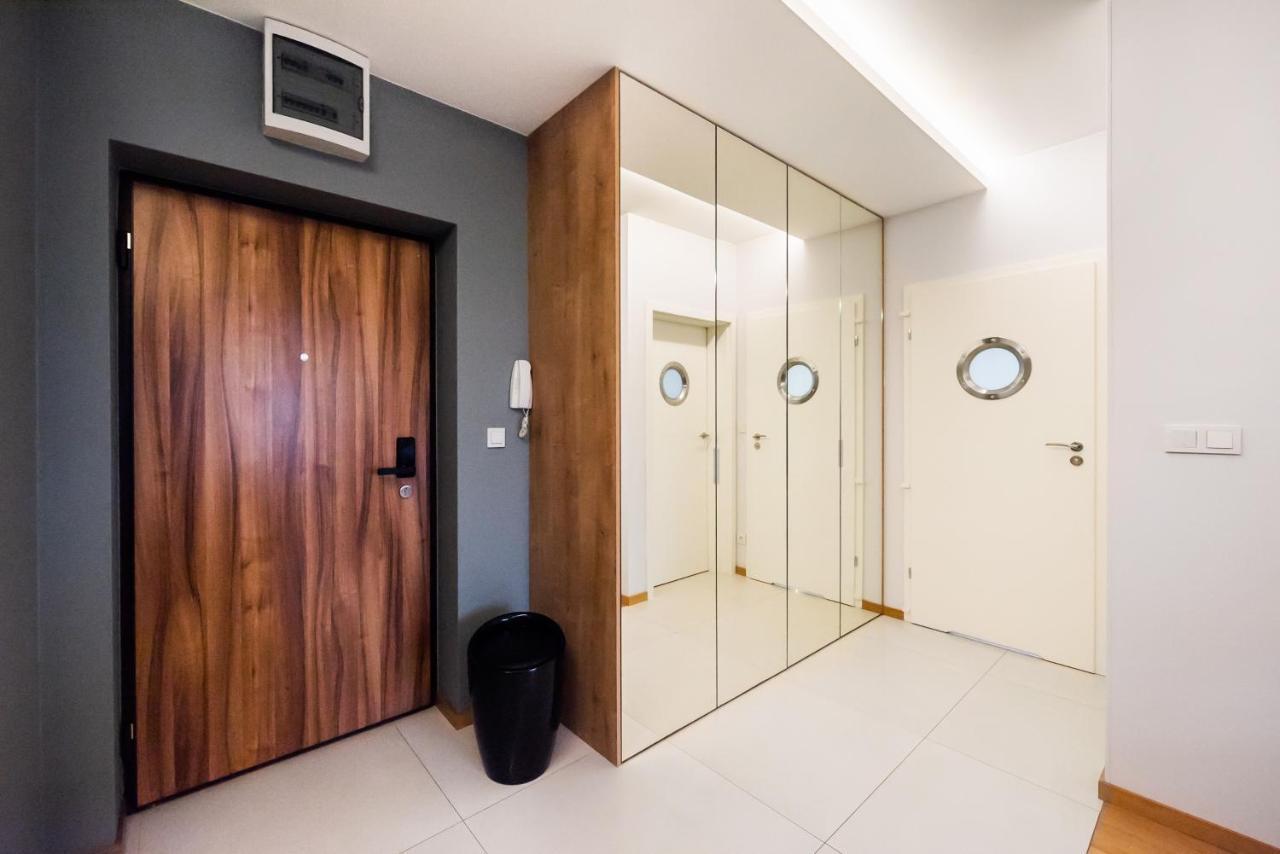 Bakalarska Modern Apartment Varsavia Esterno foto